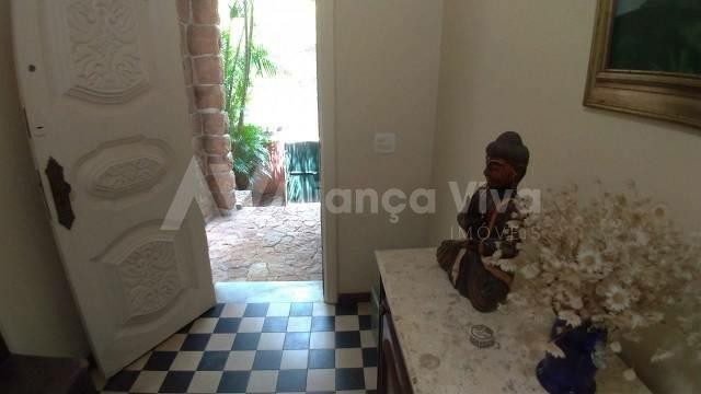 Laranjeiras | Casa 4 quartos, sendo 1 suite - Foto 2
