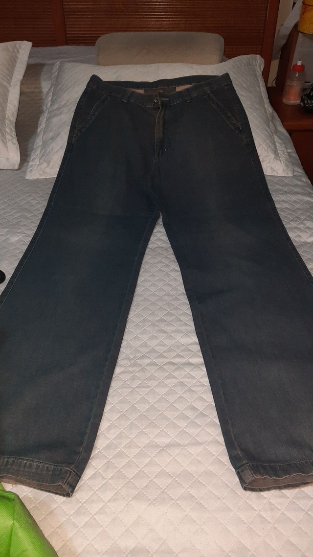 Calça jeans tecido tencel  Tam 42 usada 40,00 - Foto 3