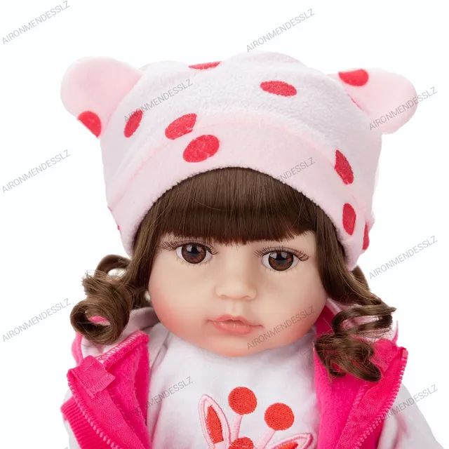 Boneca Bebê Reborn Realista de Silicone NPK 48cm e Girafinha - USA