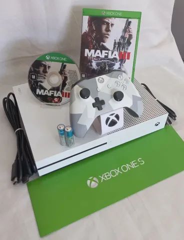 XBOX ONE S 1TB Com Garantia LOJA FABGAMES - Antiguidades - Santa Cruz, Juiz  de Fora 1257160123