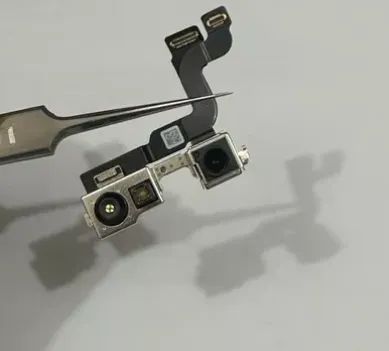Camera selfie iphone 14 Original retirada.