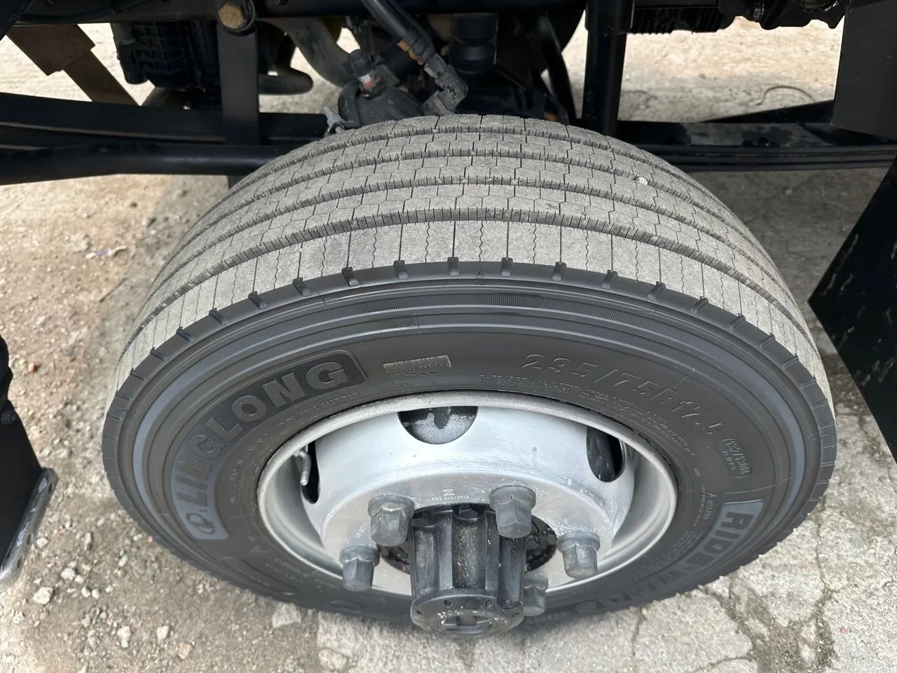 Vw 11180 2022 4x4 traçado carroceria offroad  - Foto 6