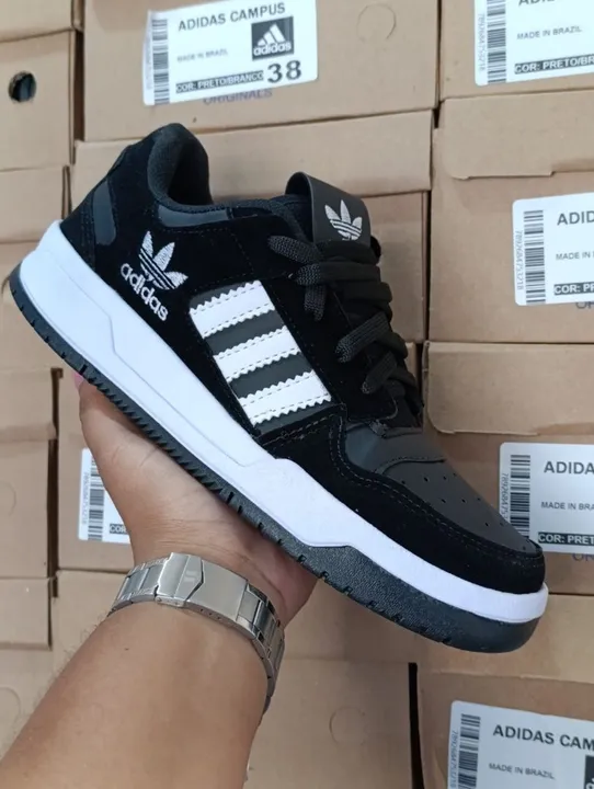 Tênis Adidas fórum