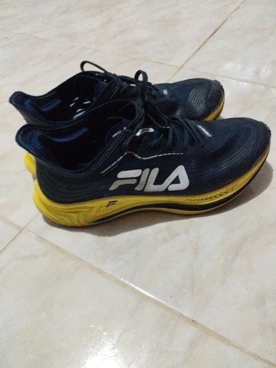Tênis Fila Carbon Racer- Tamanho 42