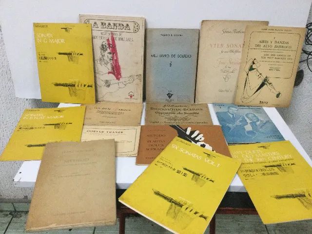 livros partituras de musicas antiga.