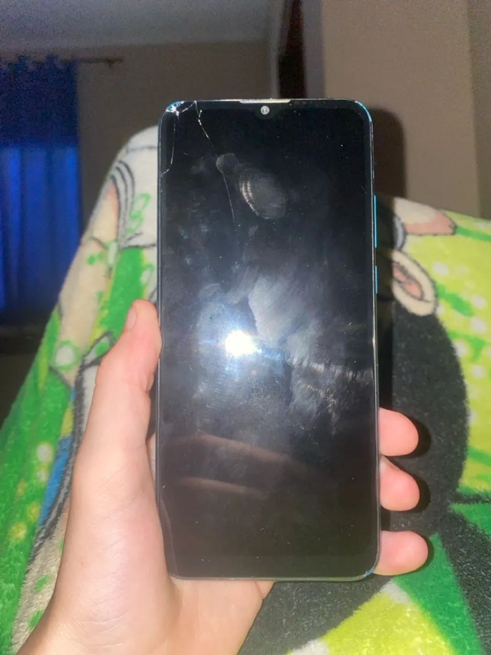 Moto g8 power lite (tela trincada) - Foto 3