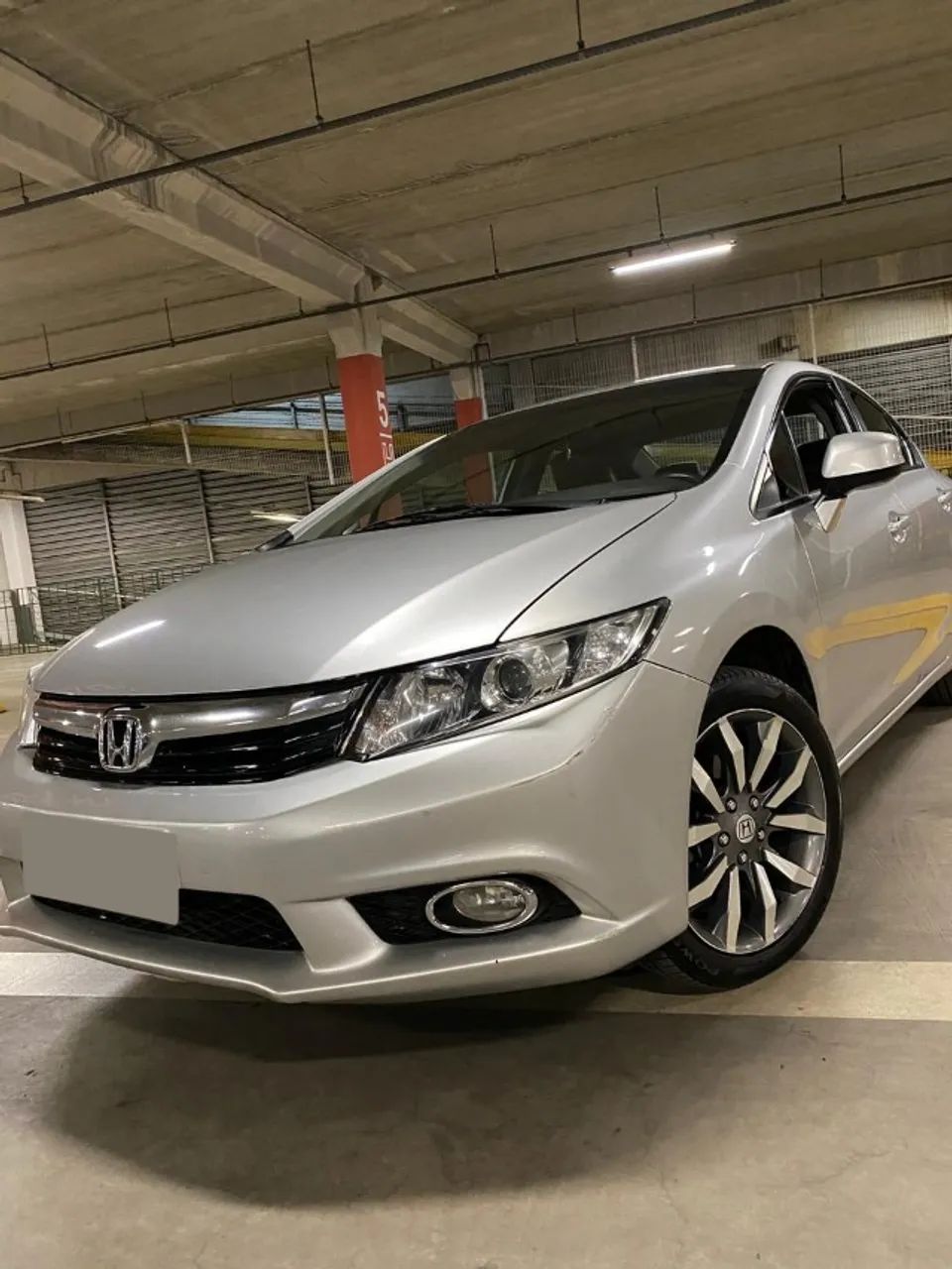 Honda Civic 1.8 flex Lxs Manual -  EXCLUSIVO (ÚNICO COM BANCOS E RODAS EXCLUSIVAS) - Foto 2