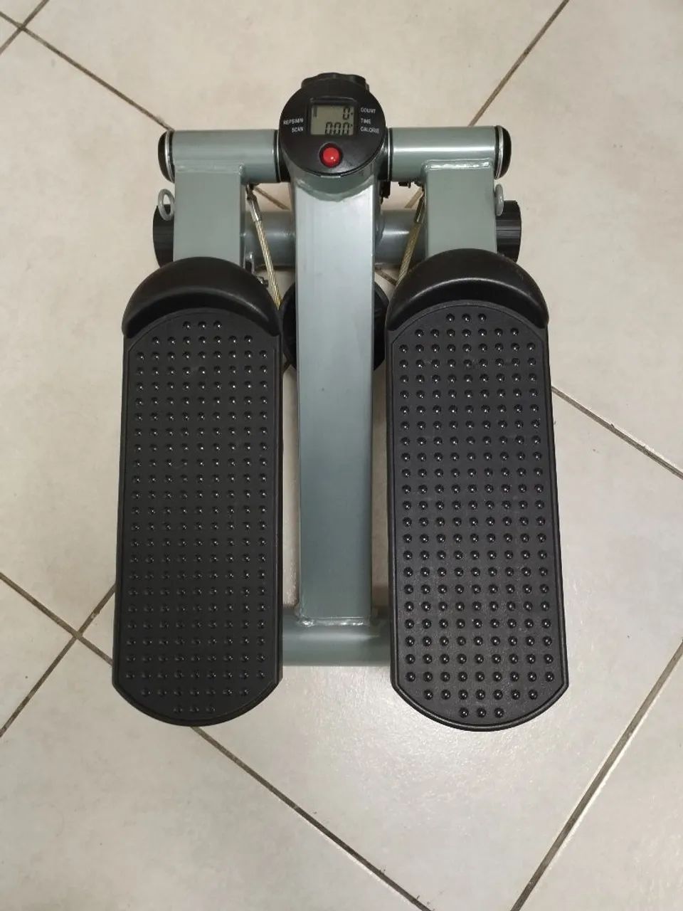 Mini Stepper com com monitor e  alças para os braços  - Foto 4