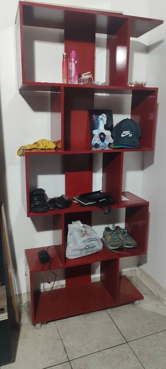 Estante Vermelha  - Foto 2