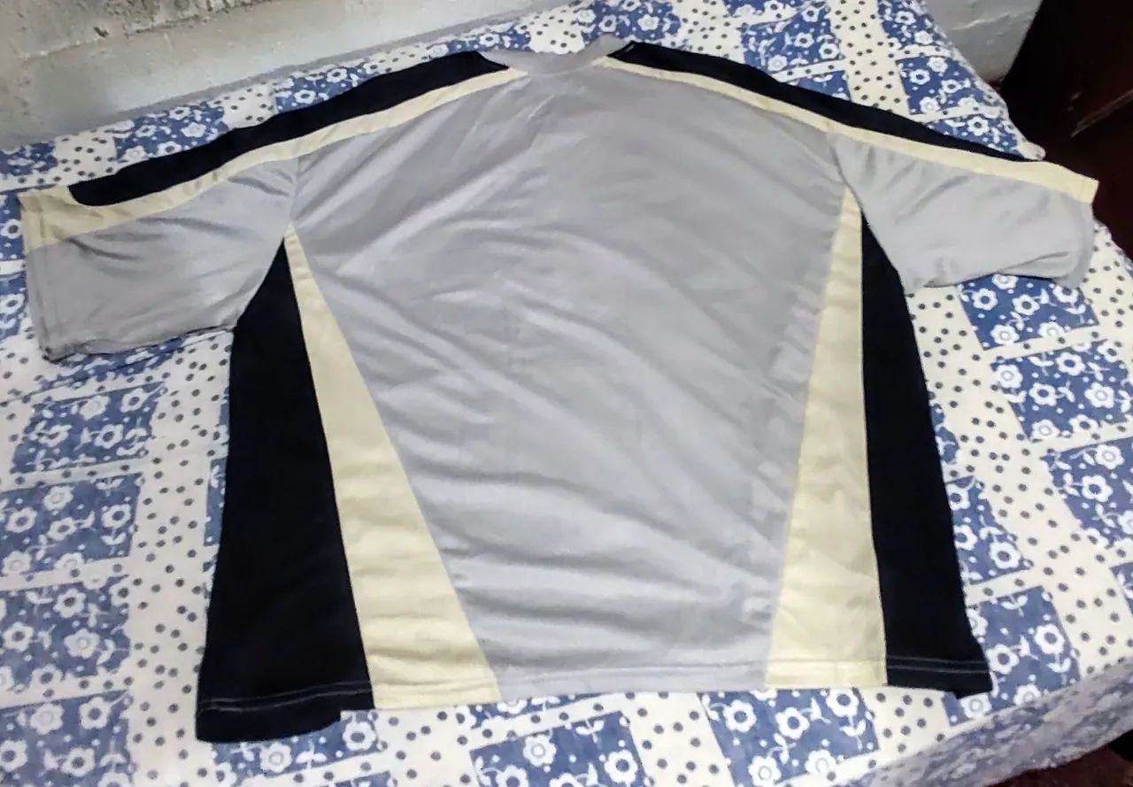 Camisa oversized Sumimon Worldwide original Cinza e Preta  - Foto 2