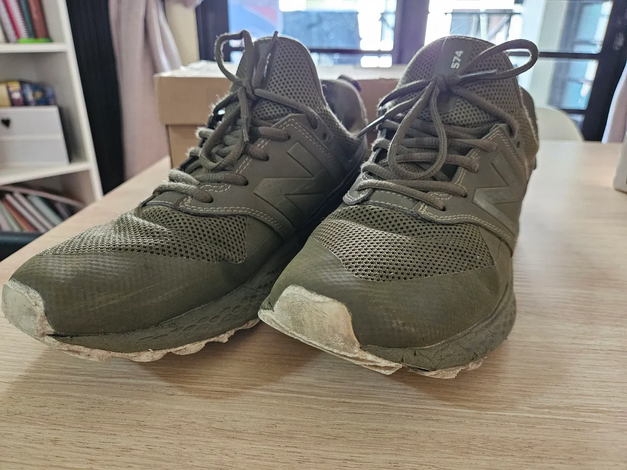 Tênis New Balance 574 Verde Militar