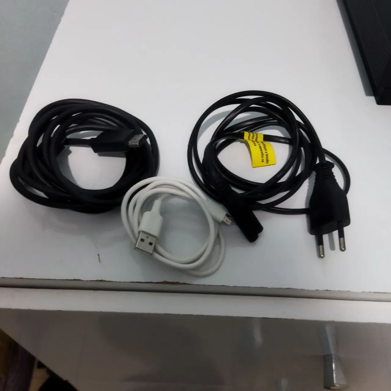 Xbox One X 1TB - Foto 3