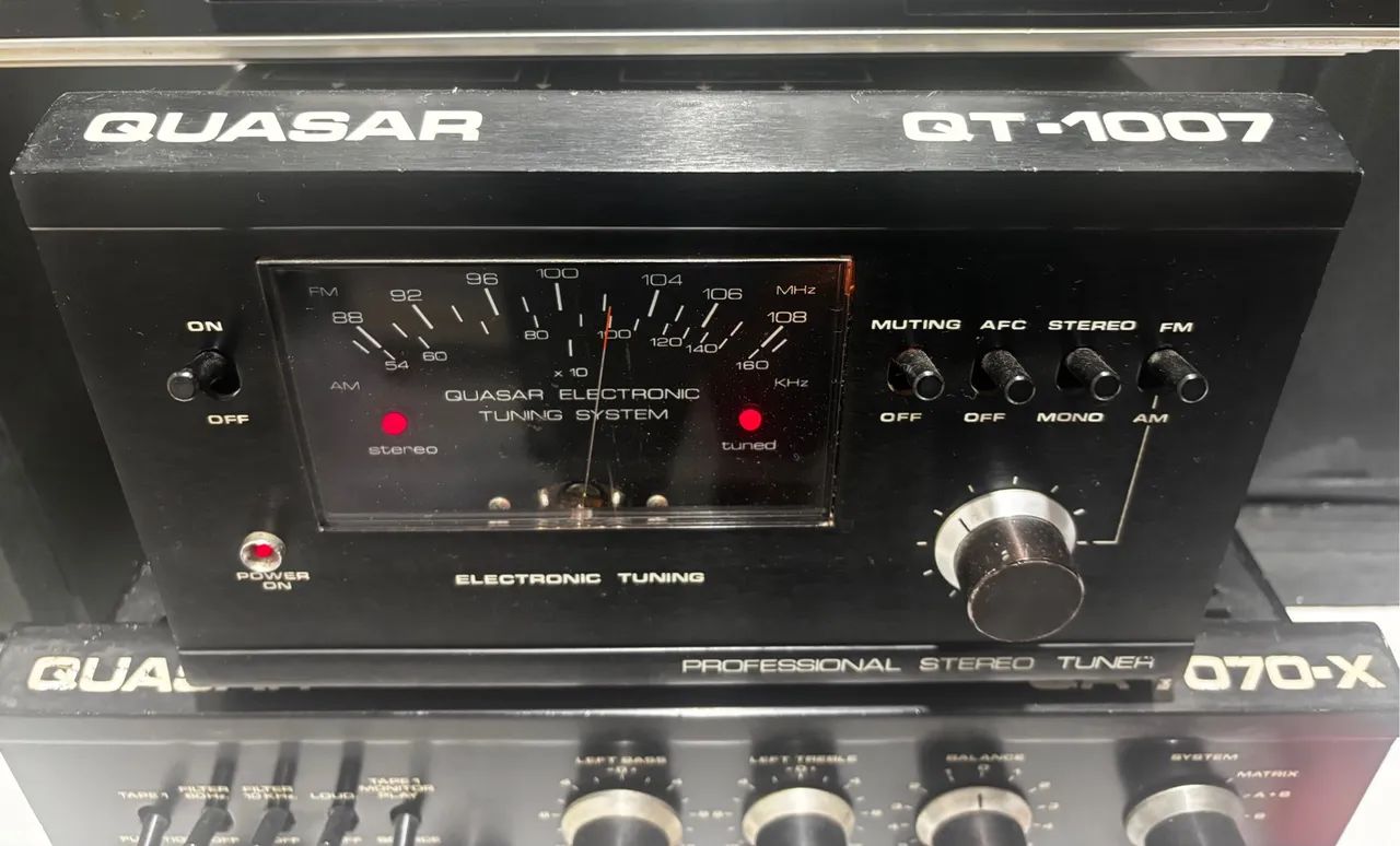  Tuner FM Quasar  QFM-1004