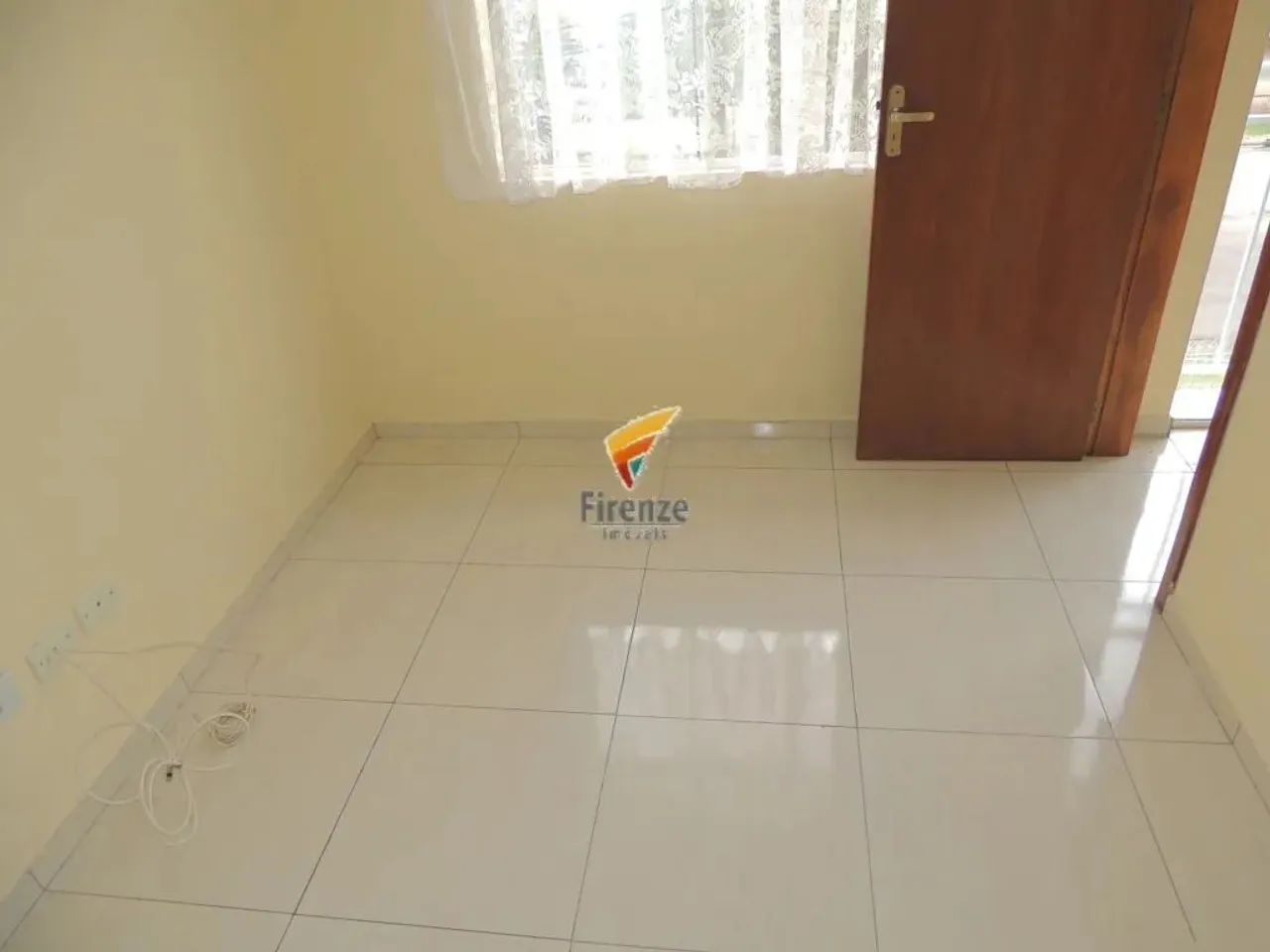 APARTAMENTO 2 QUARTOS - PORTÃO - SEM TAXA DE CONDOMÍNIO - PRÓXIMO AO SUPERMERCADO CIA. DO  - Foto 3