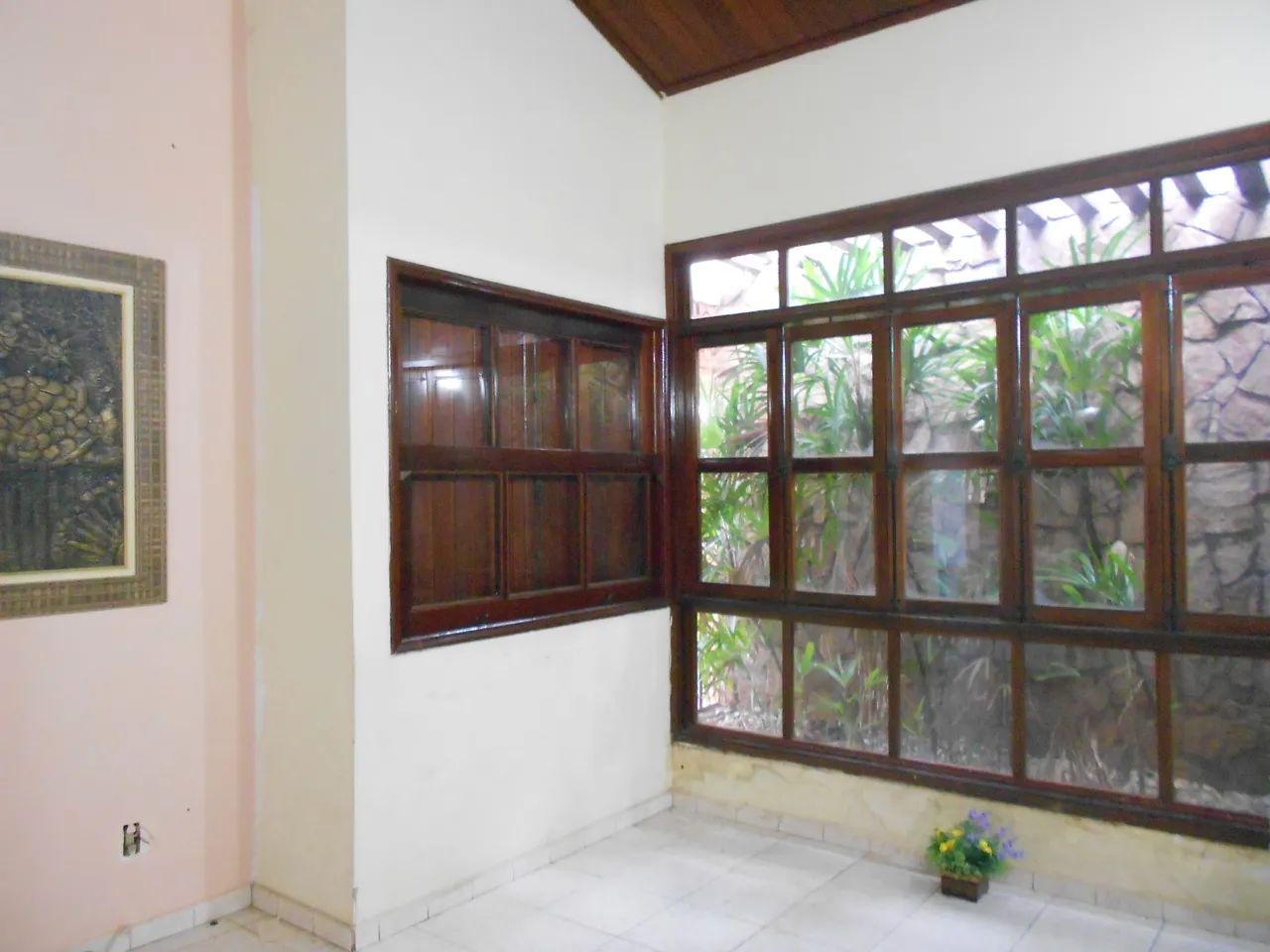 CASA TÉRREA EM EXCELENTE LOCALIZAÇÃO NO CENTRO DA CIDADE. - Foto 5