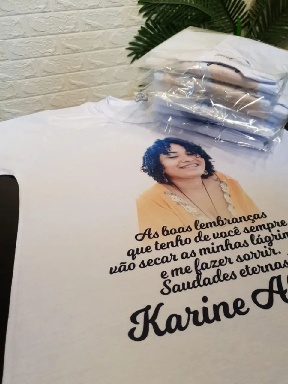Camisa personalizada para homenagens com foto e frase - Foto 3