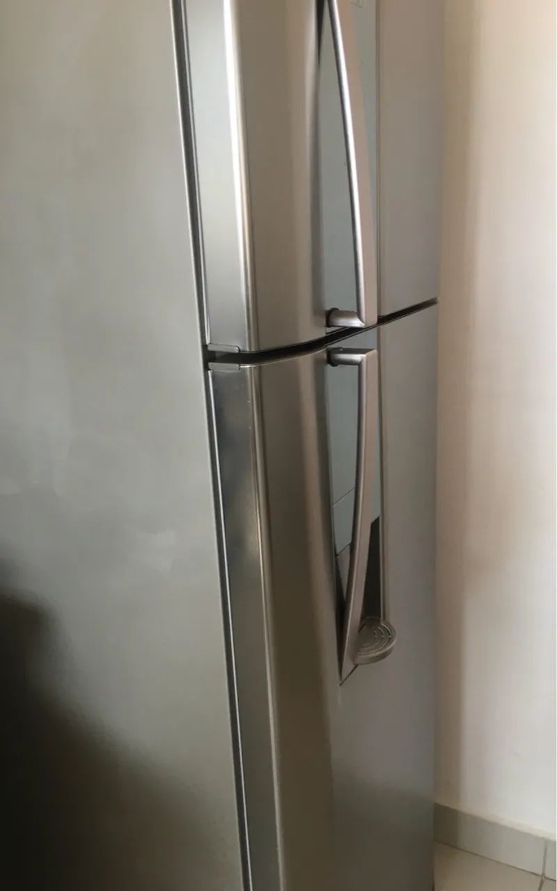 Geladeira Duplex Electrolux - Inox - Semi-nova - Foto 4