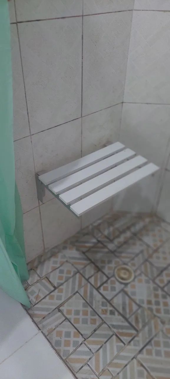 Vendo assento de banho novo igual a foto