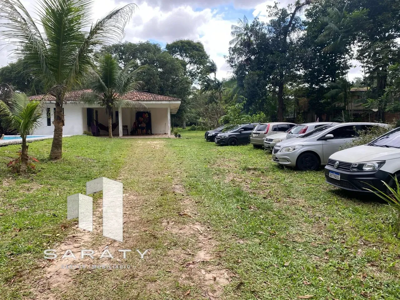 Saraty Aluga Sítio com 12.700m² ideal para quem procura espaço, natureza e conforto!