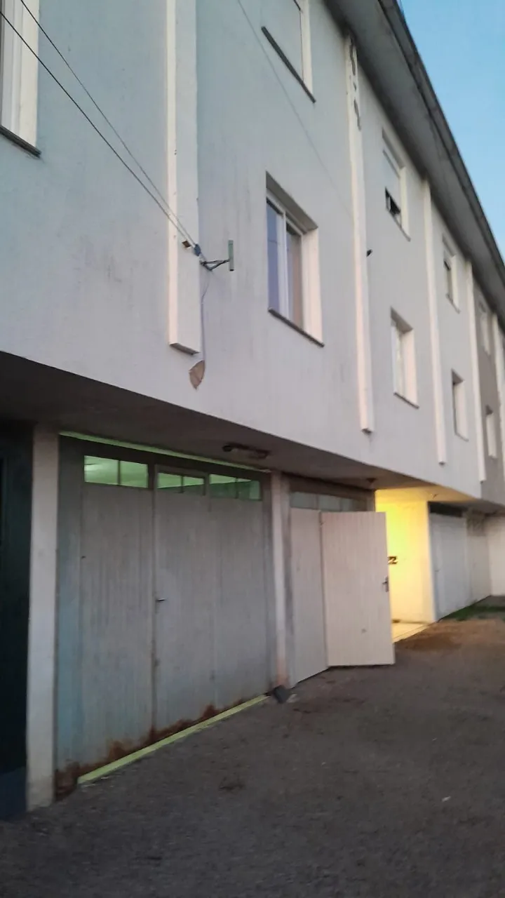 Venda de sobrado em Caxias do Sul, bairro Charqueadas