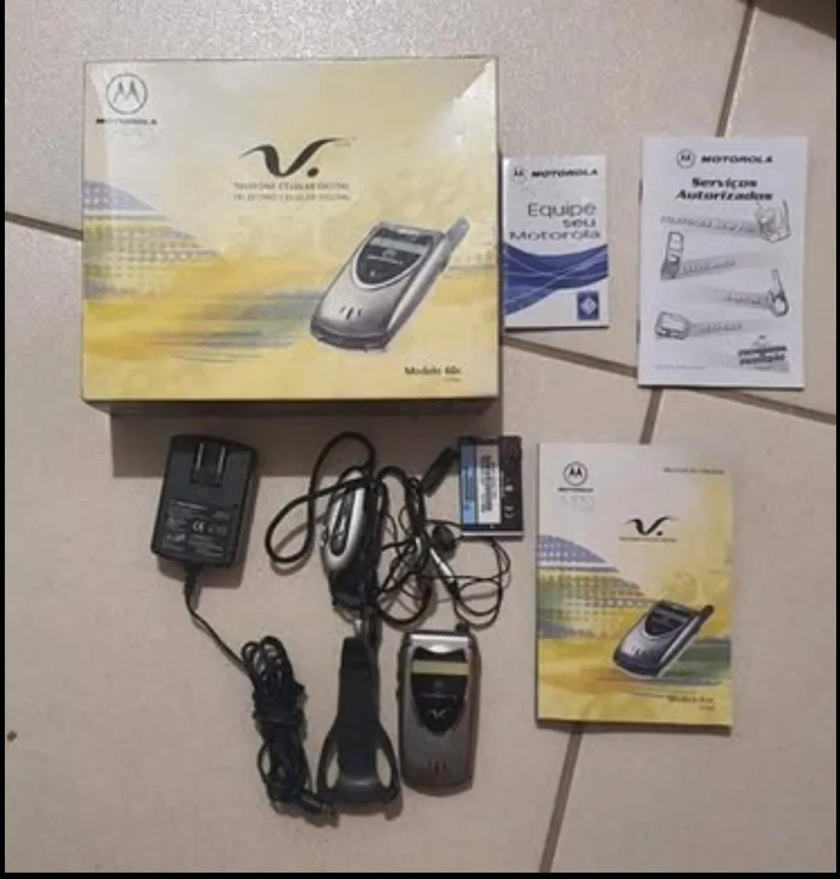 Celular Motorola 60c - para colecao