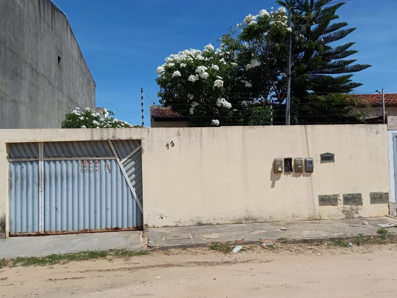 Casa com 3 casas
