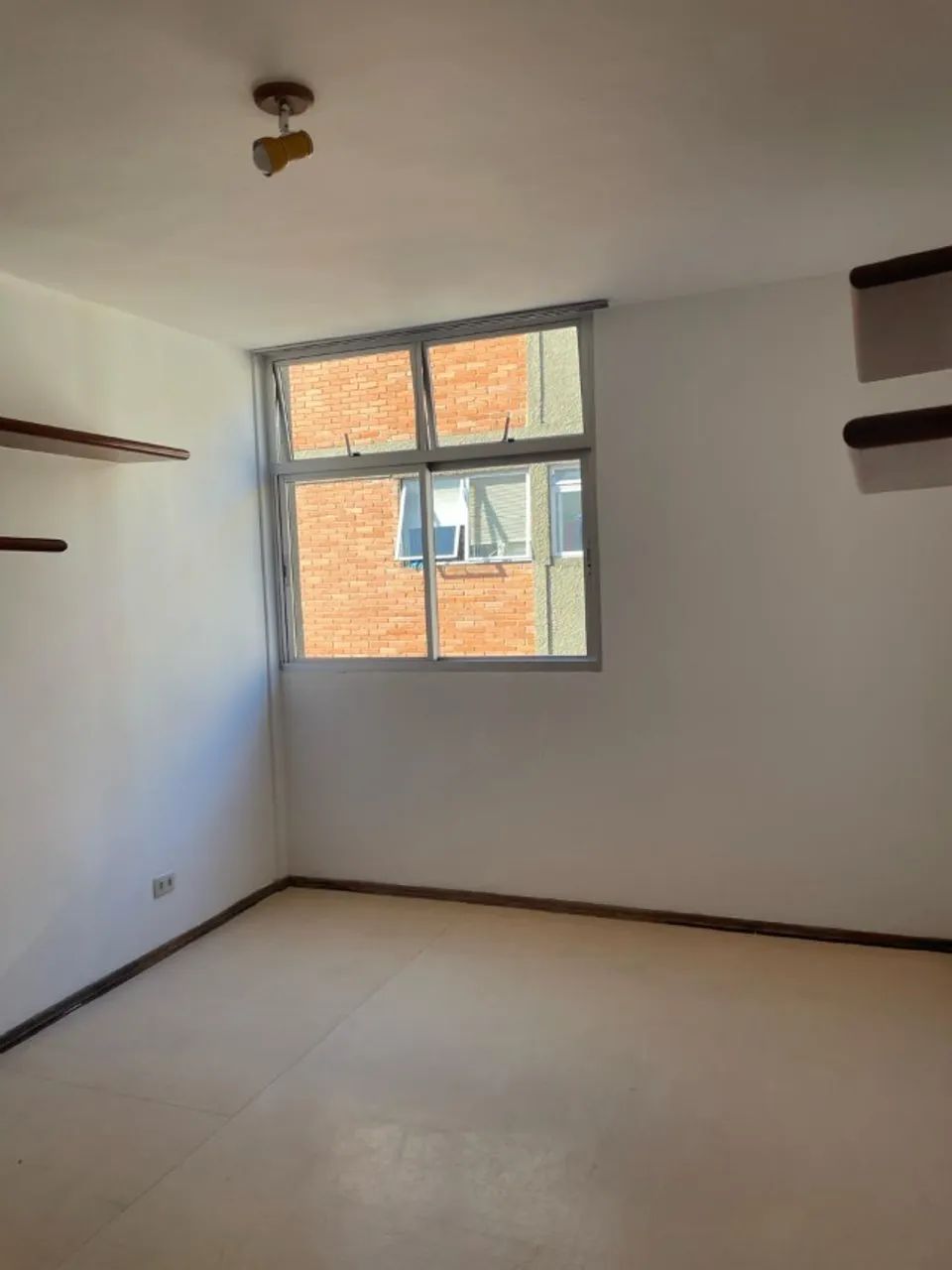 Apto Batel ensolarado e bem ventilado 3 quartos direto com o proprietário - Foto 5