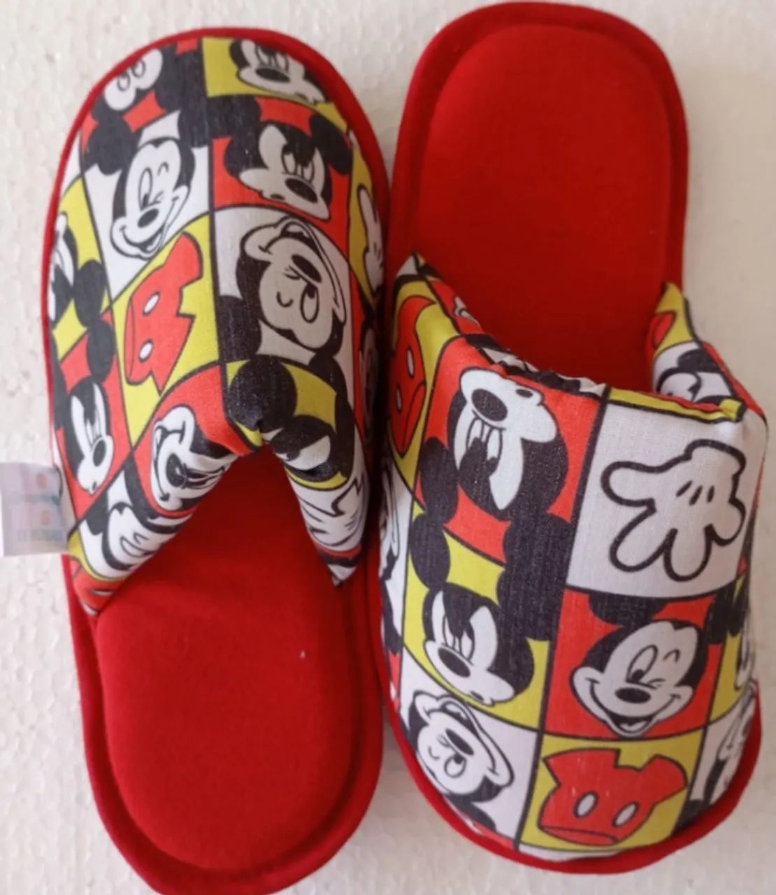 Pantufa Unissex Diversas Cores e Estampas Estilo Conforto - Tamanhos Infantis do 25 ao 30