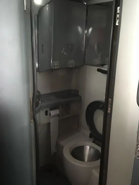 Ônibus rodoviário Mercedes O500RS  - Foto 9