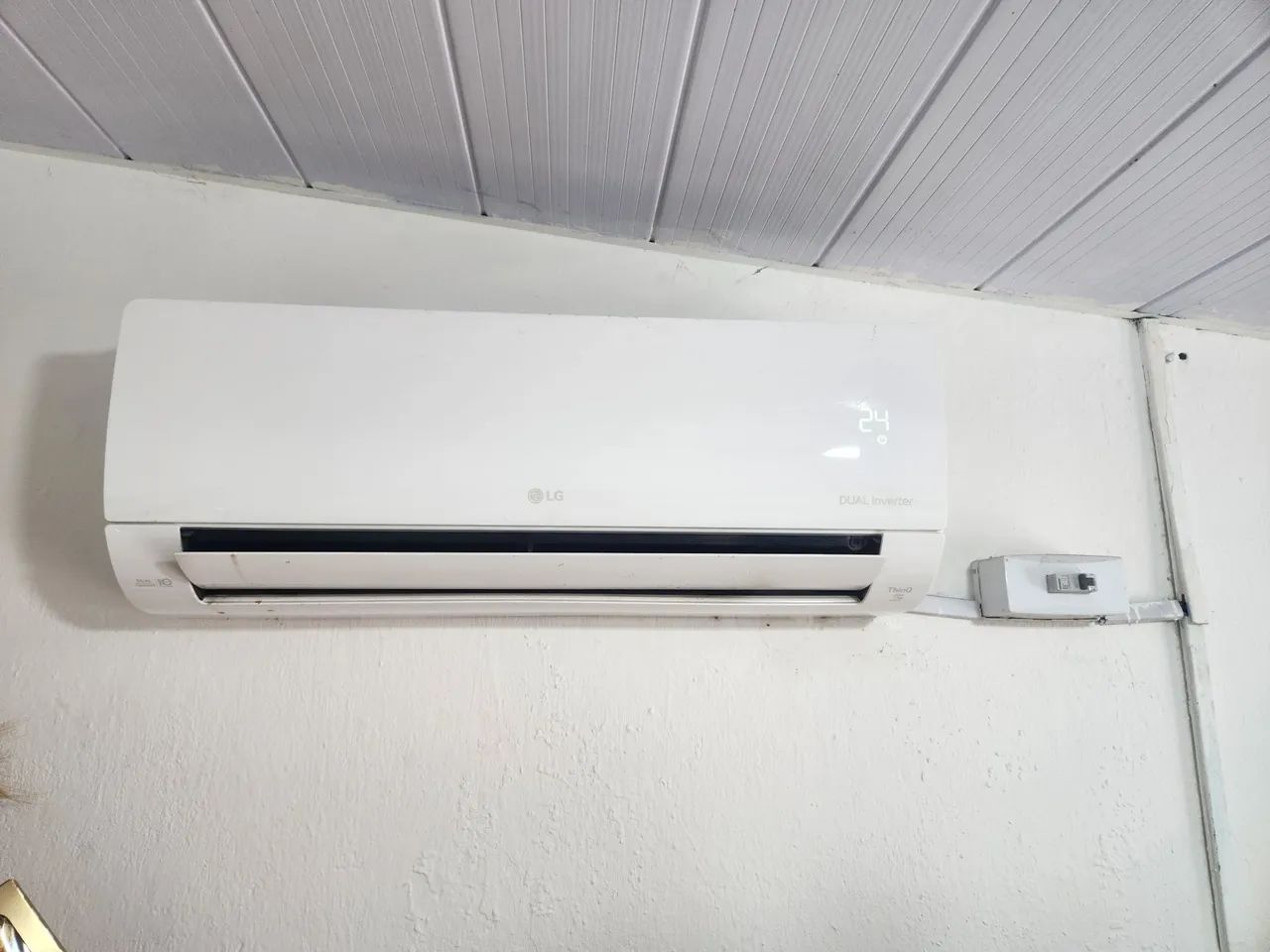 Arcondicionado inverter 9mil btus pouquíssimo usado