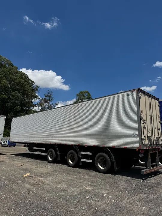 carreta 28 palet gancheira vanderleia - Foto 2