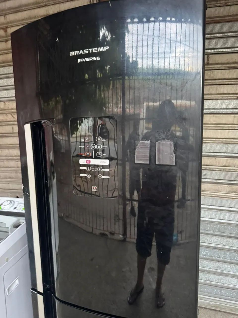 Geladeira inverse Brastemp 