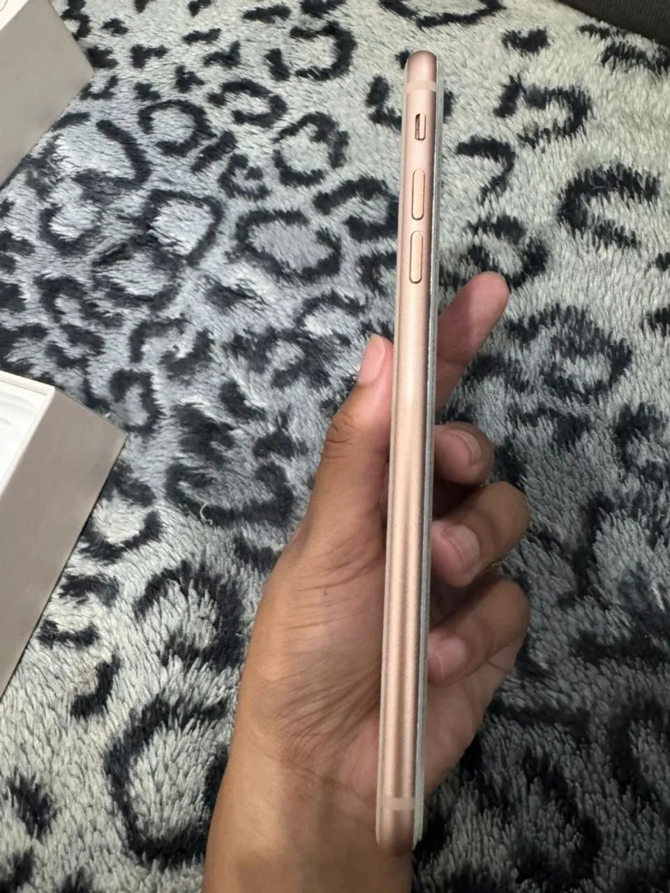 Iphone 8 ~R$759~ (R$659,00 no Pix)...SUPER CONSERVADO - Foto 4