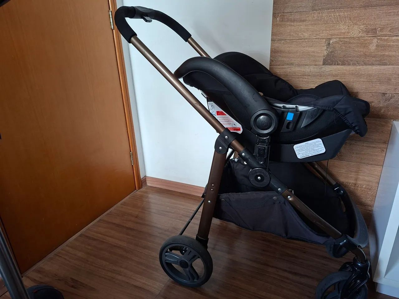 Carrinho de Bebê Galzerano + bebê conforto. - Foto 4
