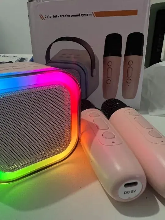 Caixinha De Som Karaokê C/ 2 Microfones Bluetooth Infantil