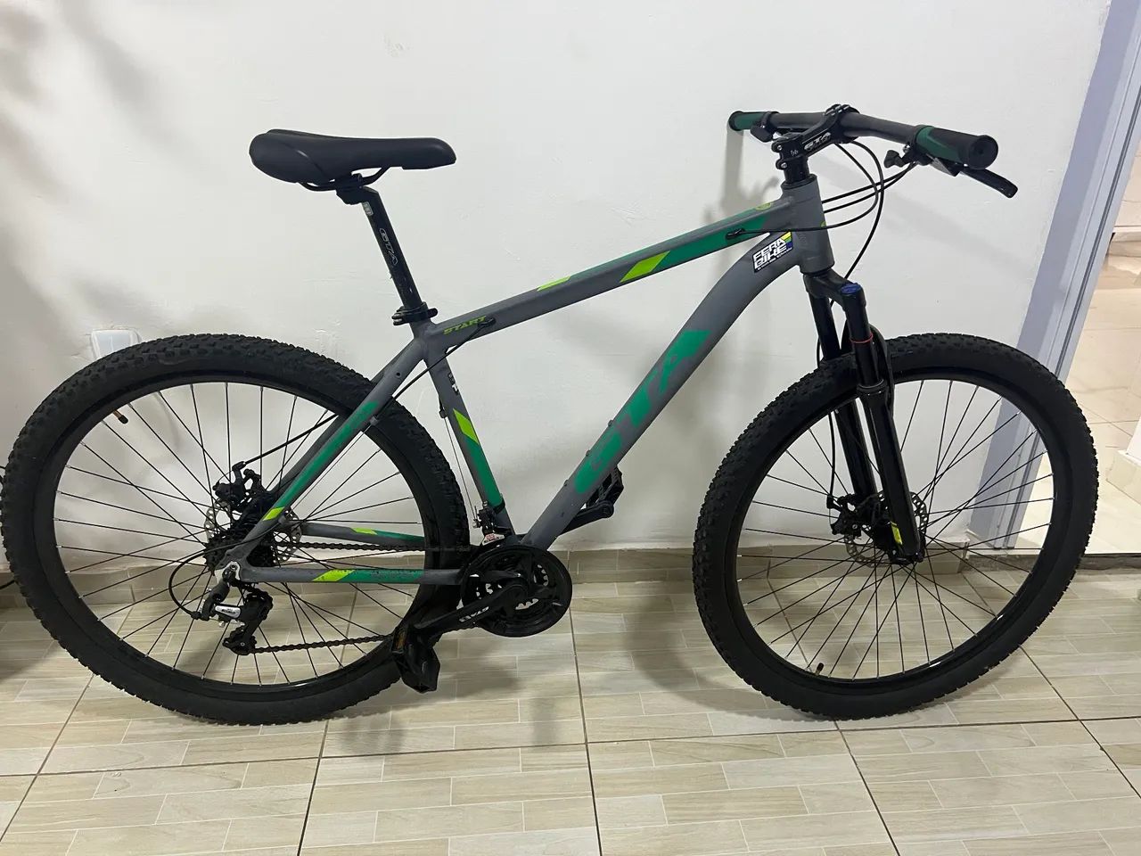 Bicicleta Mountain Bike GTA 21 Marchas - Foto 4
