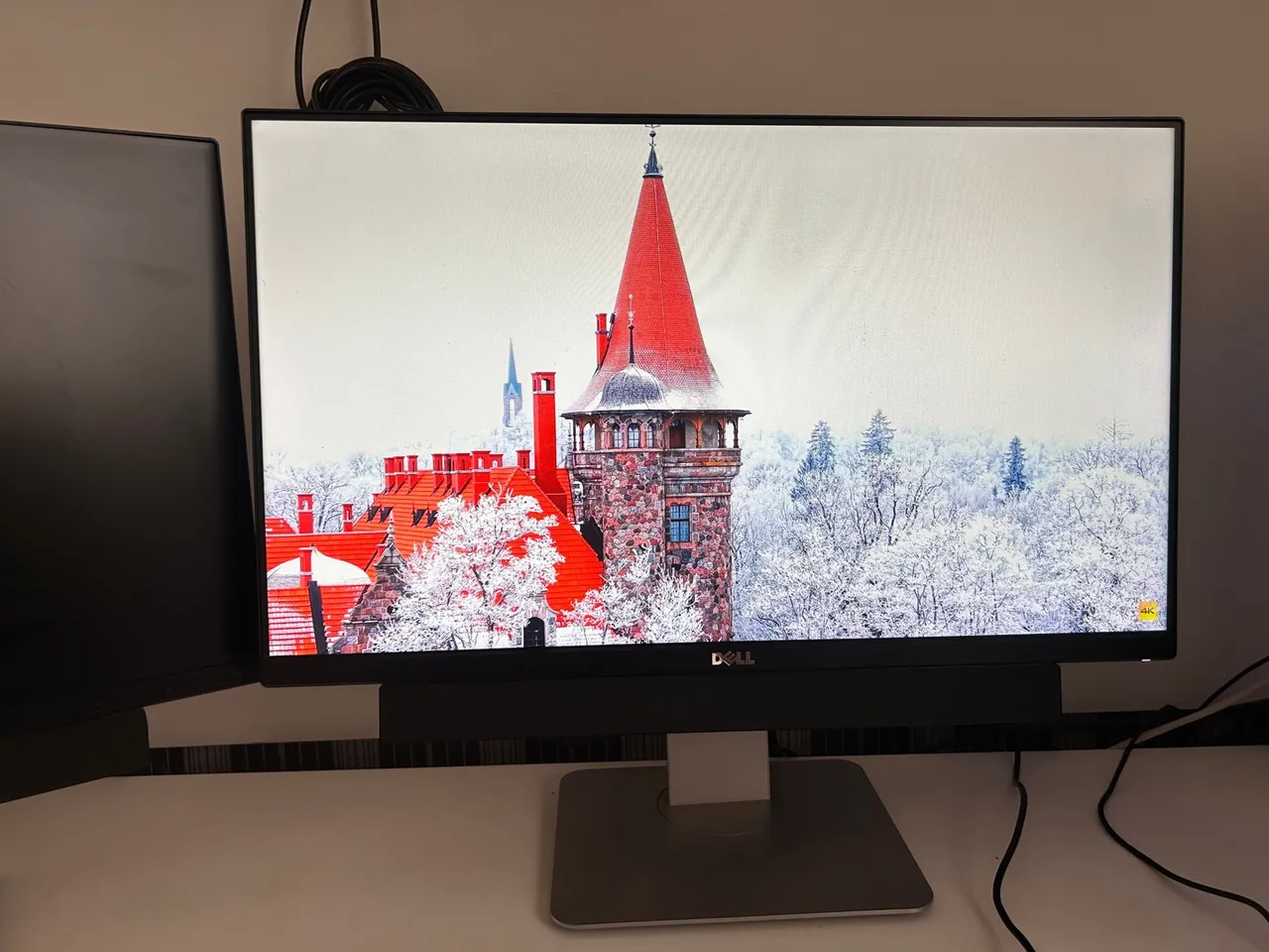 Monitor Dell - Tela Impecável
