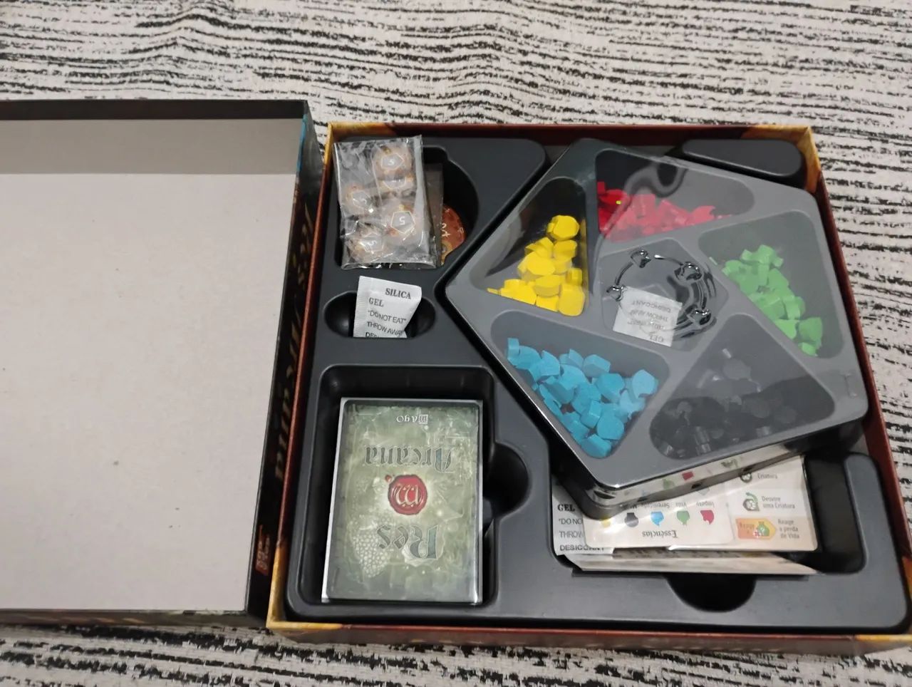 Jogo de Tabuleiro - Res arcana - Foto 2