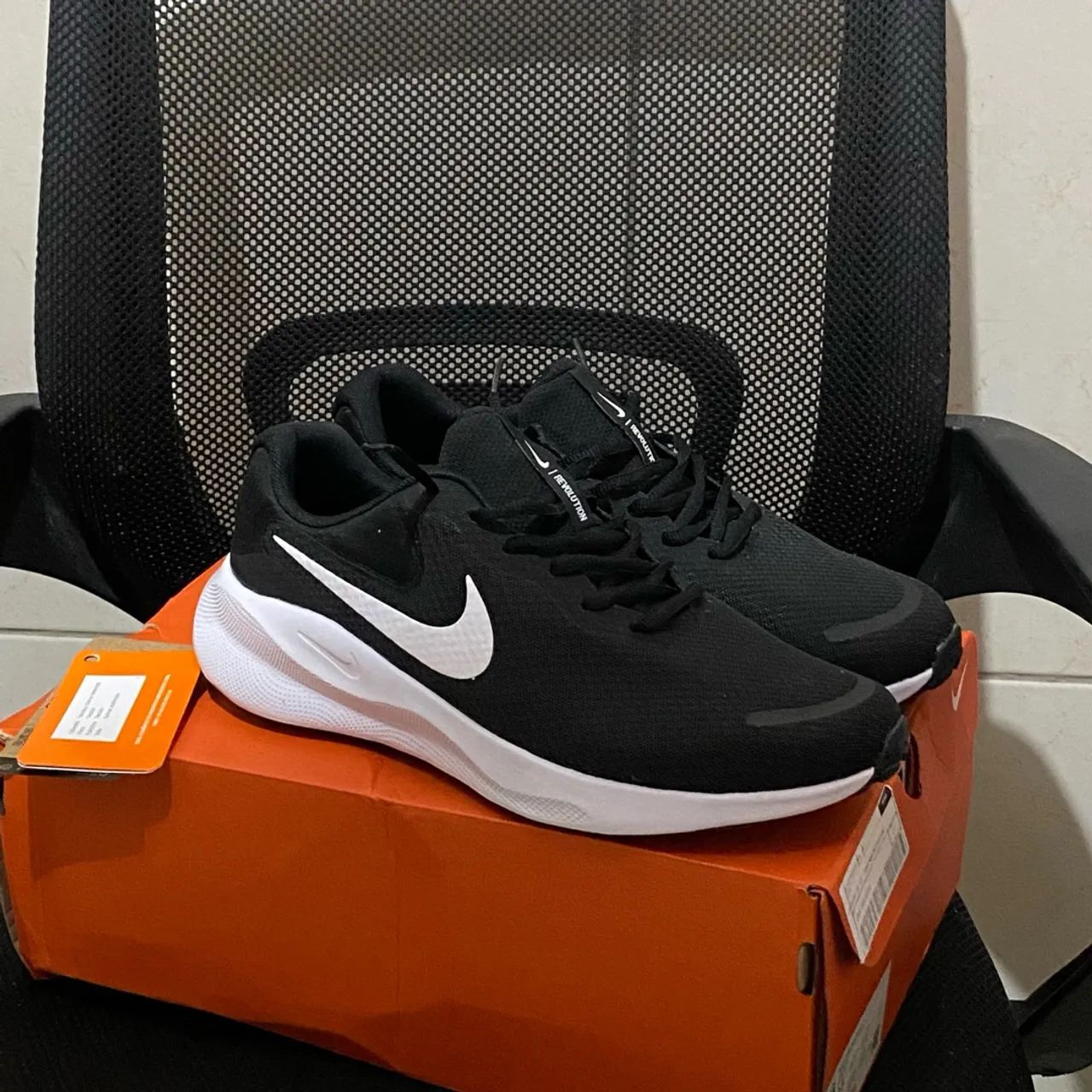 nike revolution 5 olx