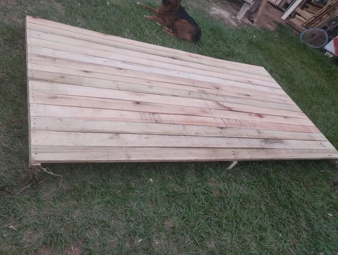 Estrado de madeira - Foto 2