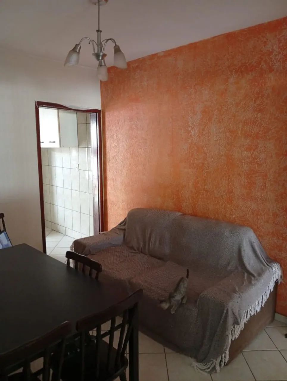 Duas suítes e um quarto para alugar em casa só para mulheres 