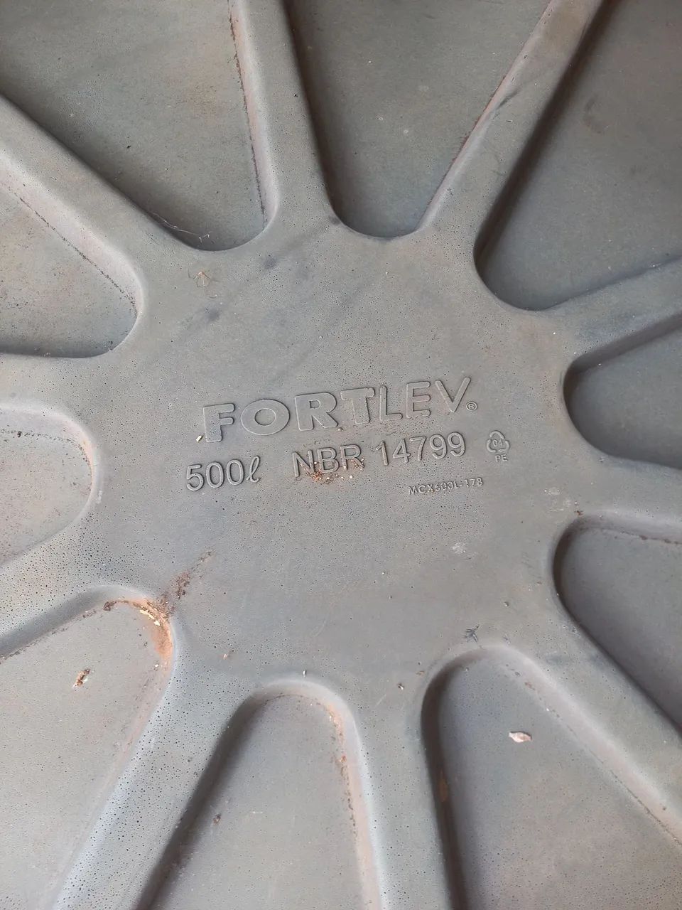 Tampa de Caixa d'água Azul usada - Foto 3