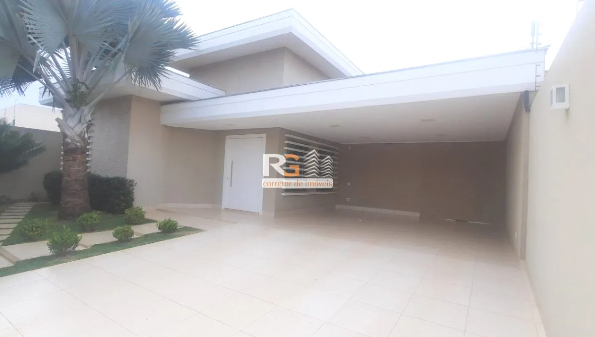 CASA ALTO PADRÃO 400m2, 5 qrtos, 4 banhos, 2 salas, piscina aquecida, sauna, hidromassagem