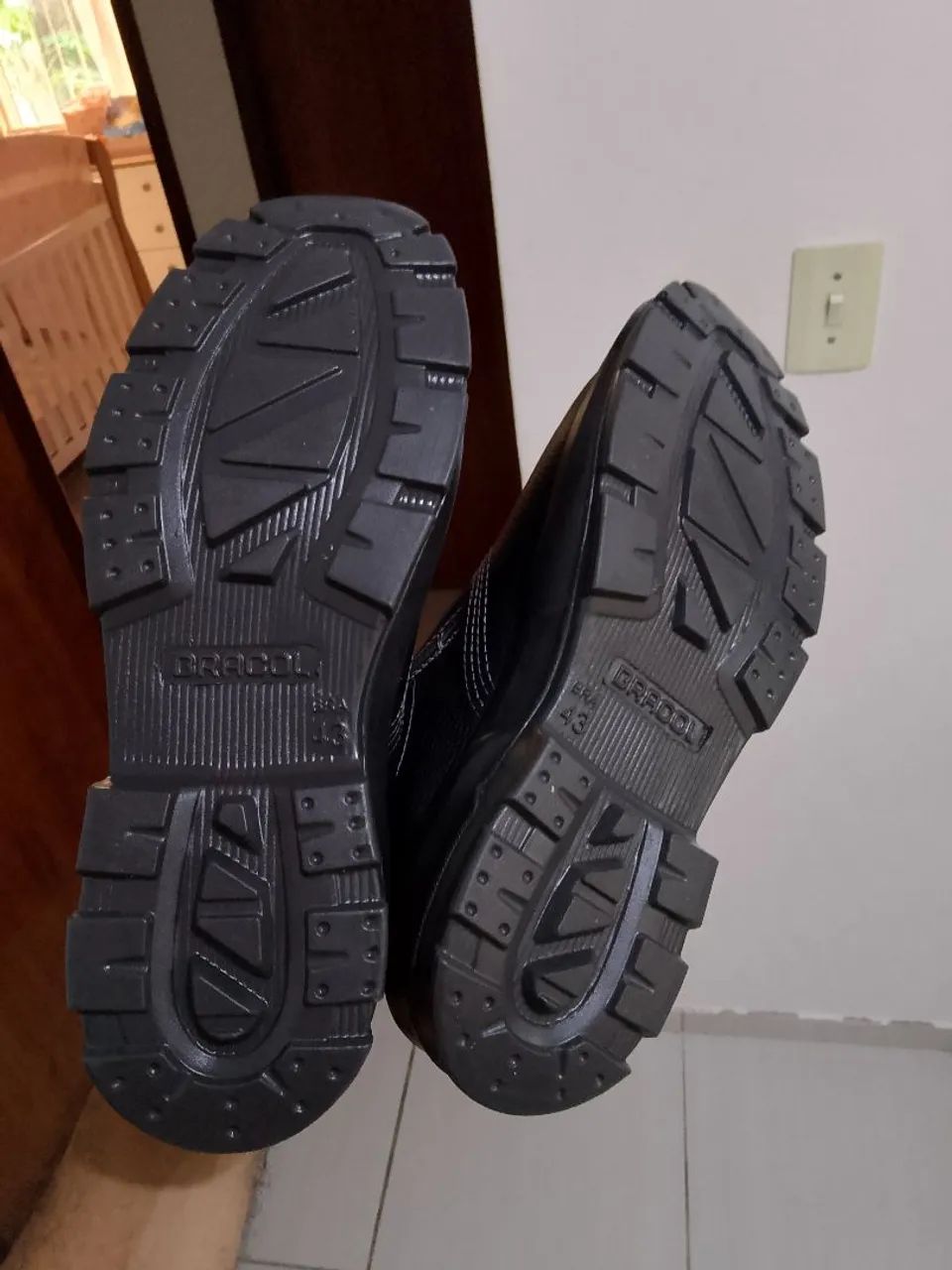 Botas de segurança para trabalho cano curto  - Foto 3