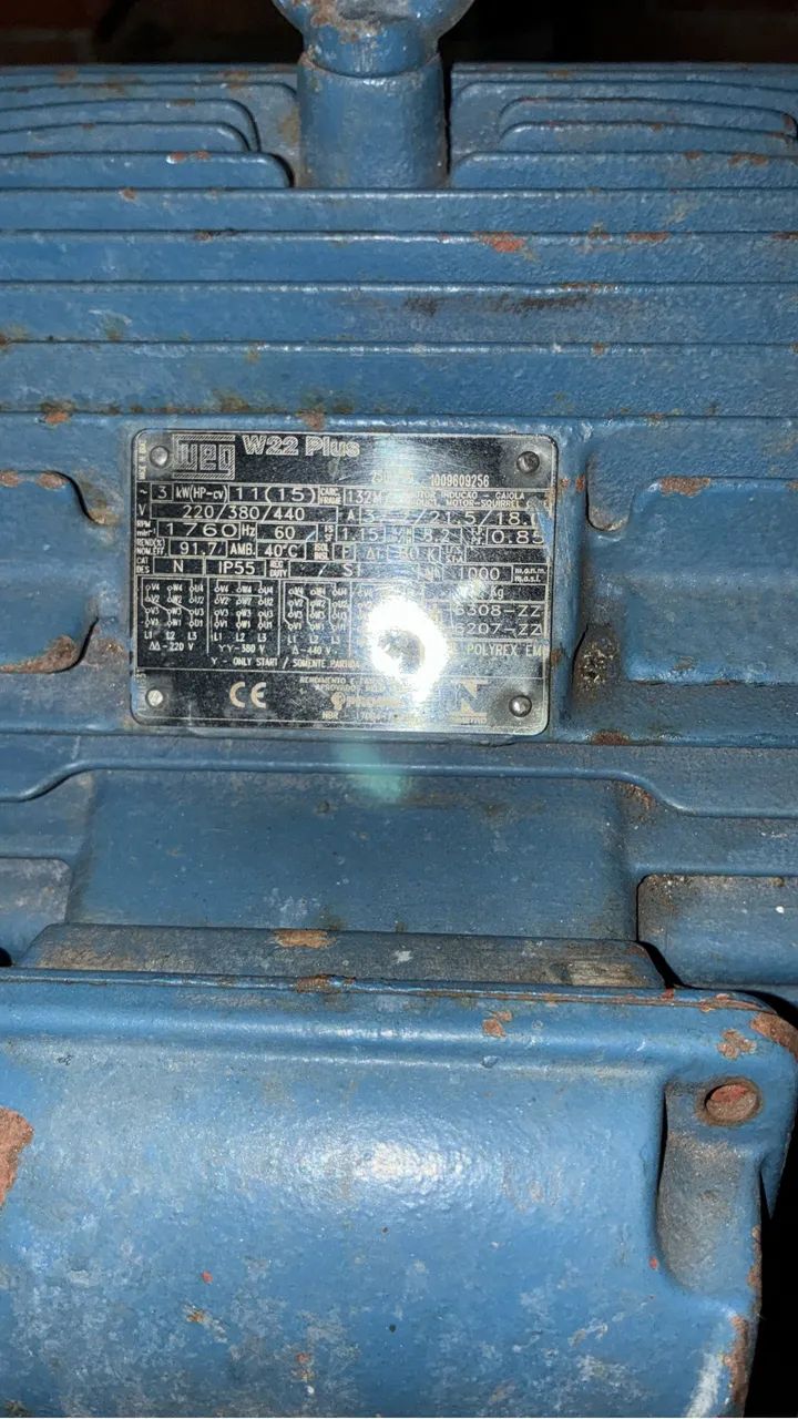 Motor WEG 15 cv 1740 rpm 4 polos 