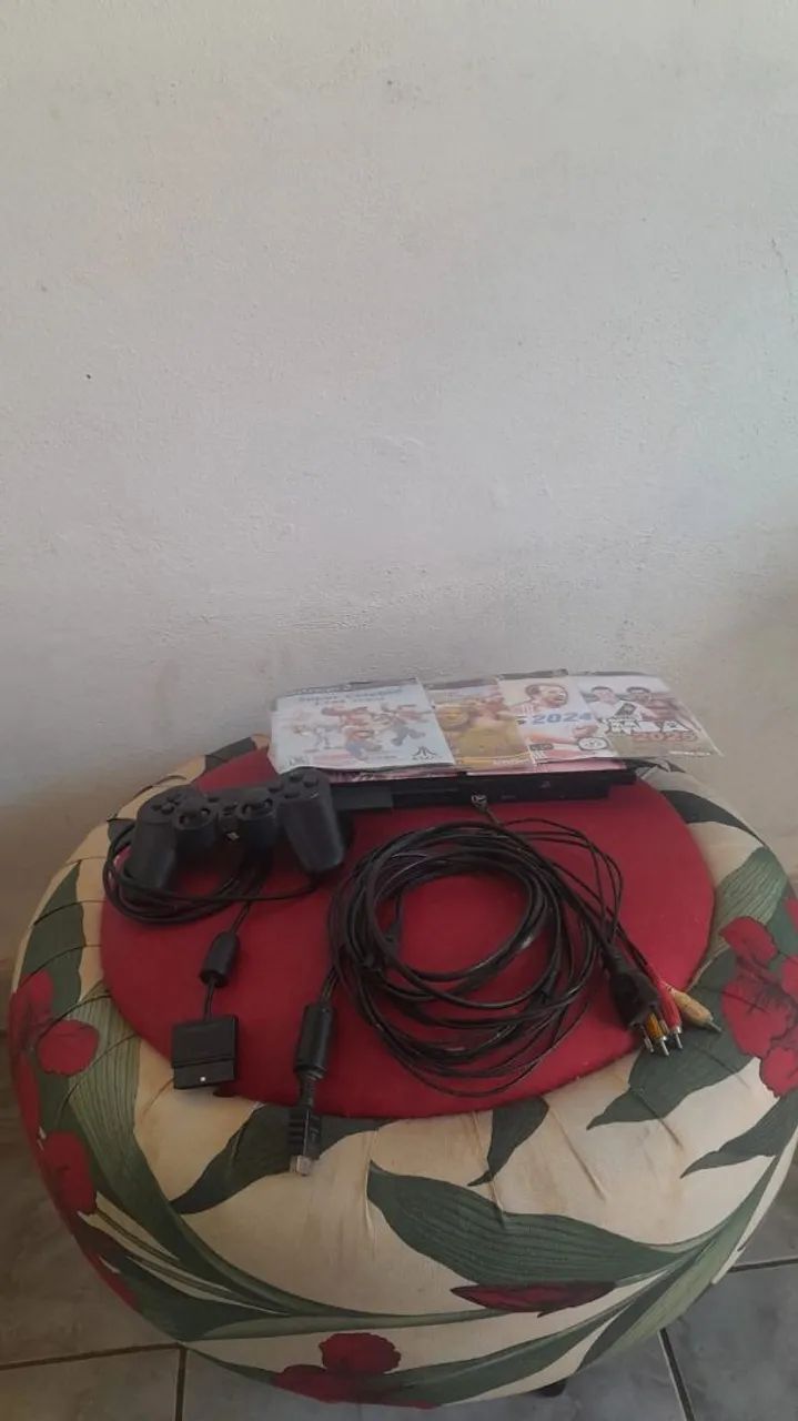 Ps2 com jogos e acessórios - Foto 2