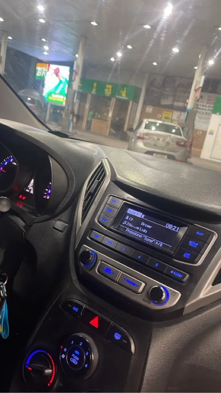 Som e Multimídia Automotivo