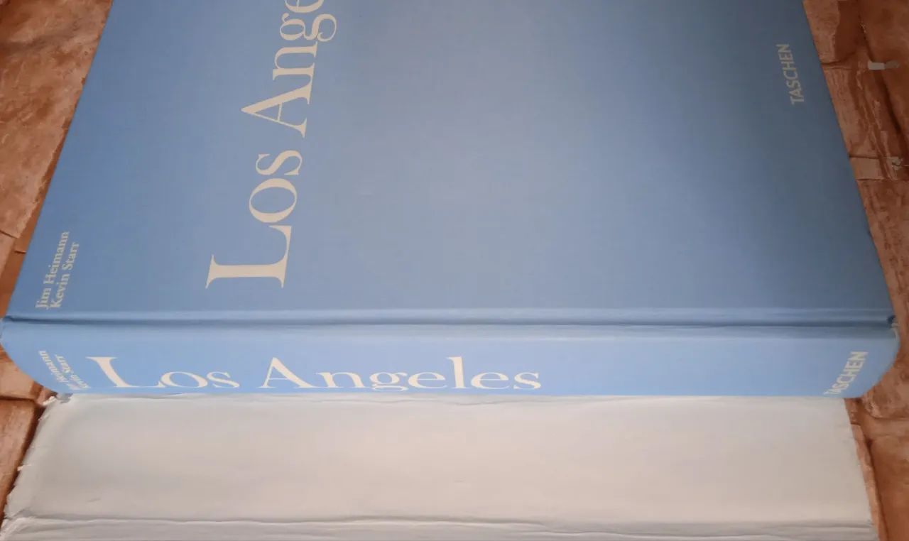 Los Angeles:  Portrait of a City - Livro Capa Dura - Foto 3