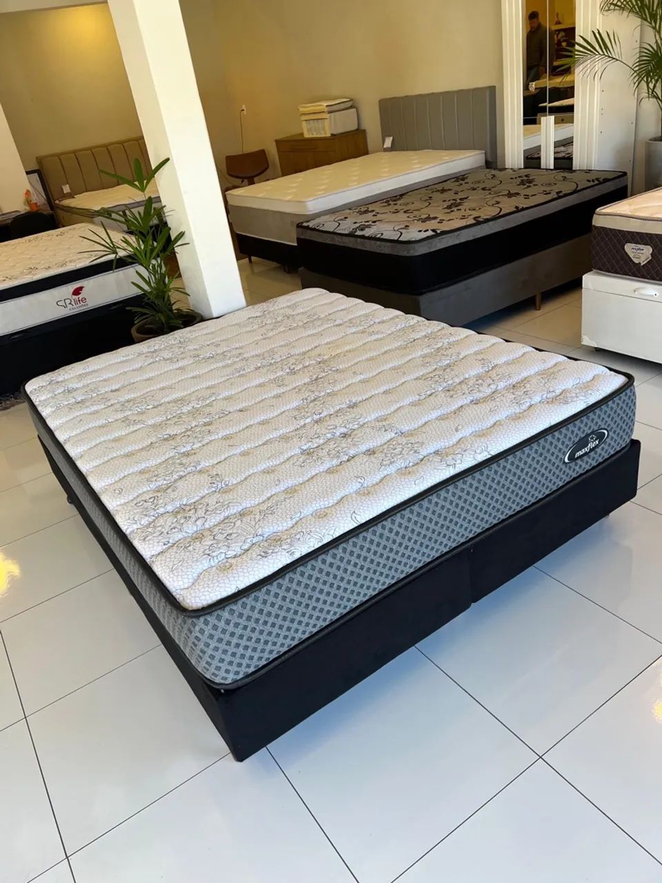 Cama Box de casal Queen Size Maxflex D33 Seminova - Foto 4