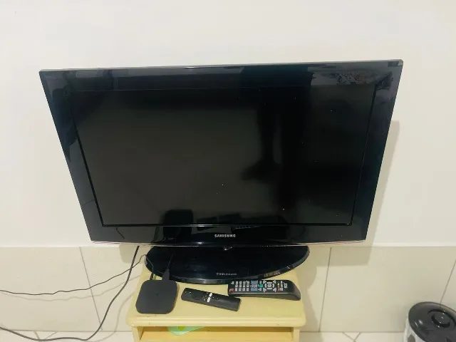 TV Samsung 32" + Xiaomi Mi Box S